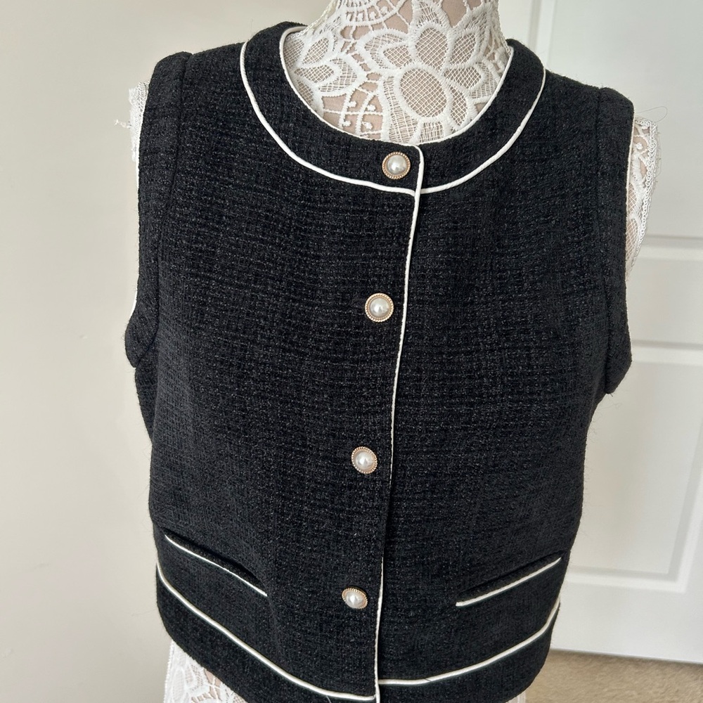 Rachel Zoe Black and White Vest with Structured Design